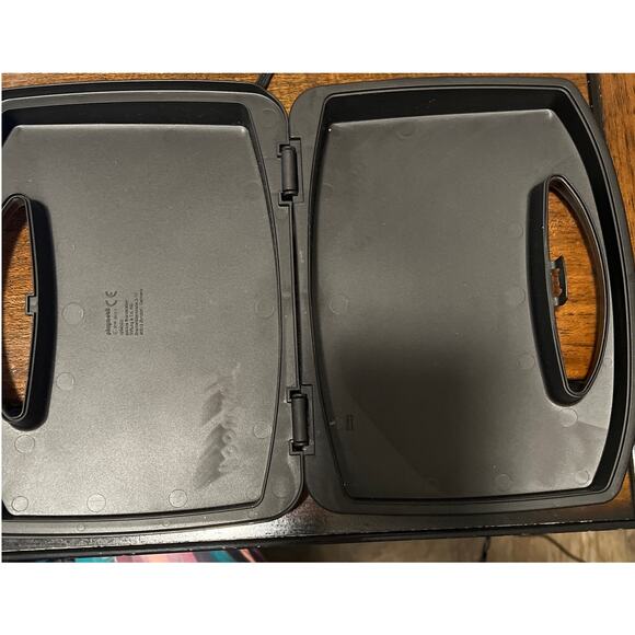 Empty Black Playmobil Carrying case 8"X10"X2" - Picture 3 of 3